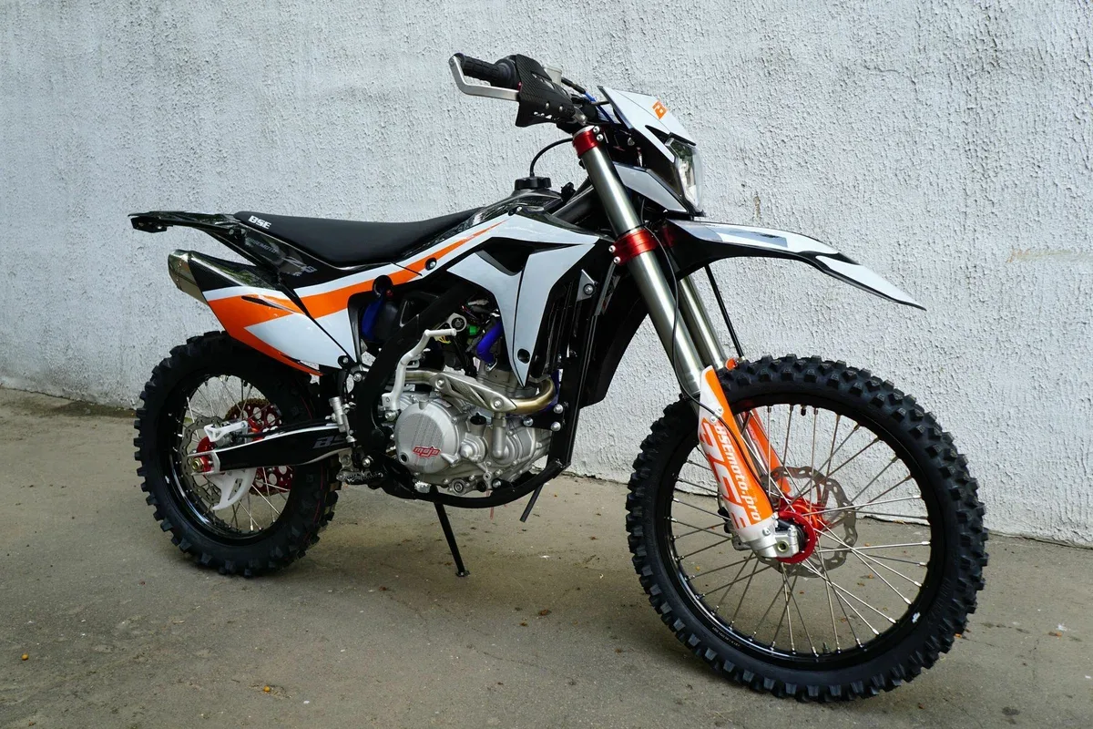 BSE Z8
