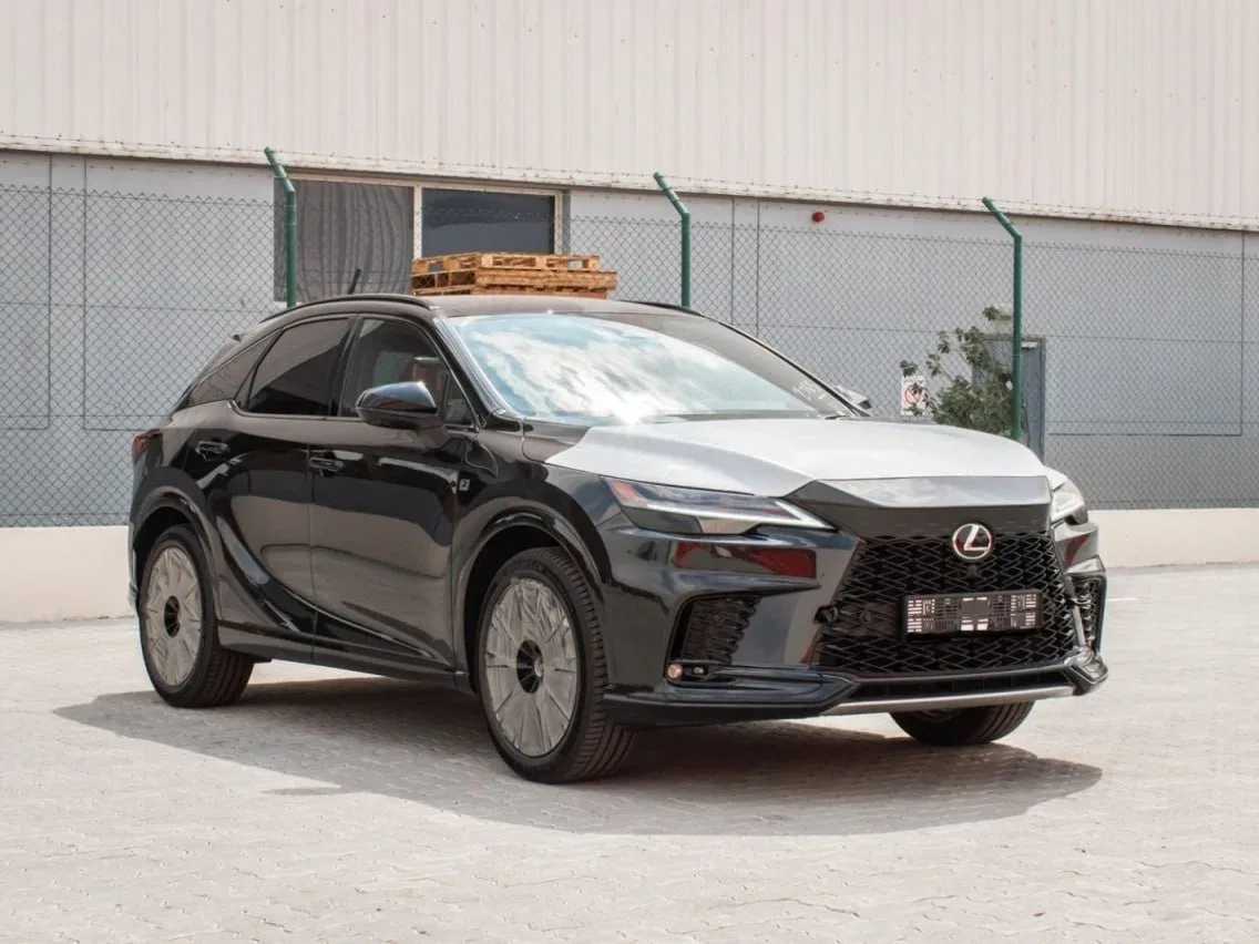 Lexus RX V