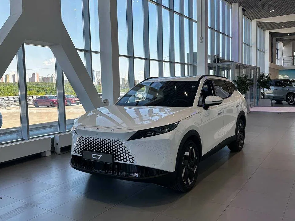 Omoda C7