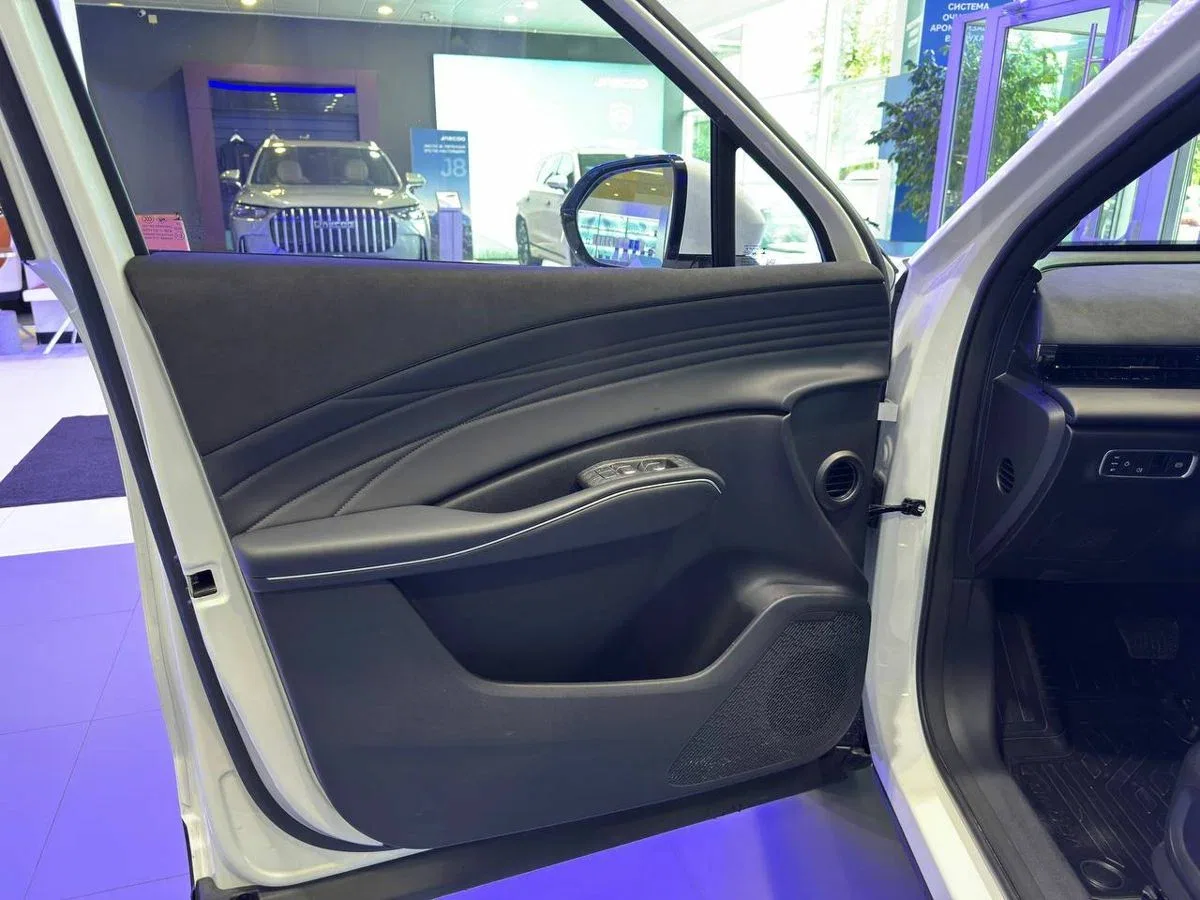 Omoda C7