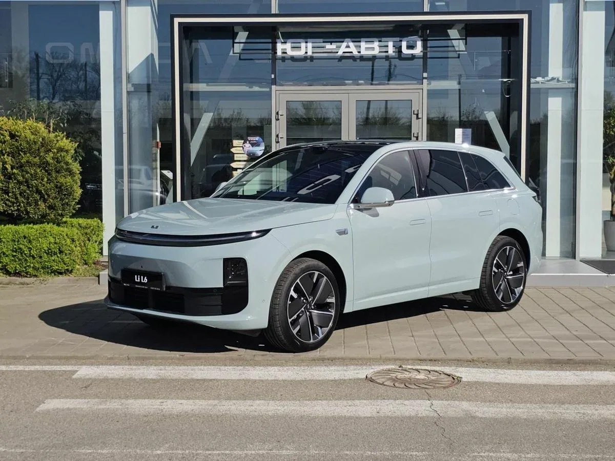 Li Auto (Lixiang) L6