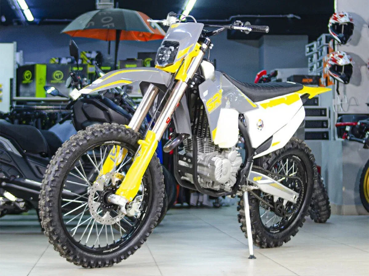 GR GR7