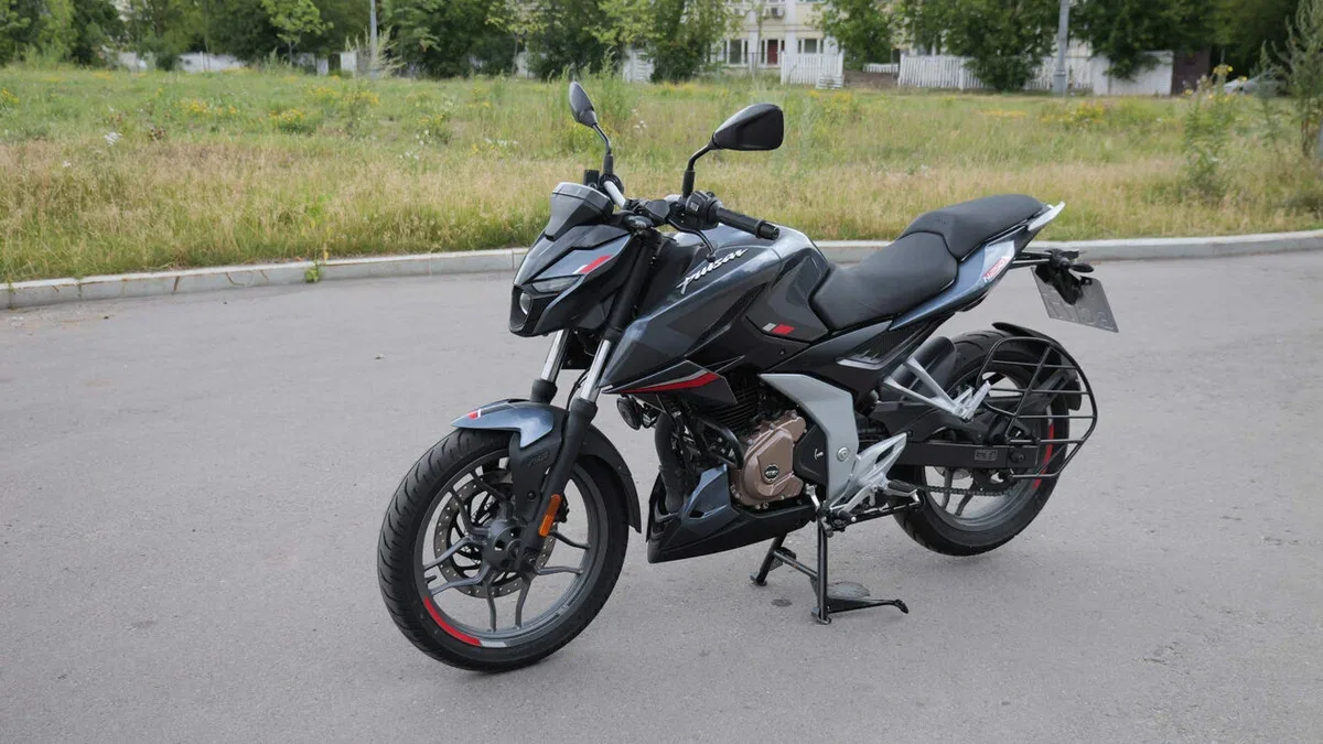 Bajaj Pulsar N250