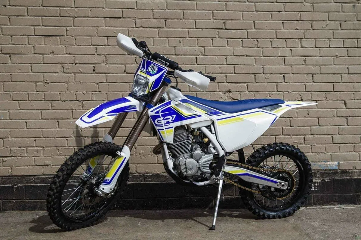 GR GR7