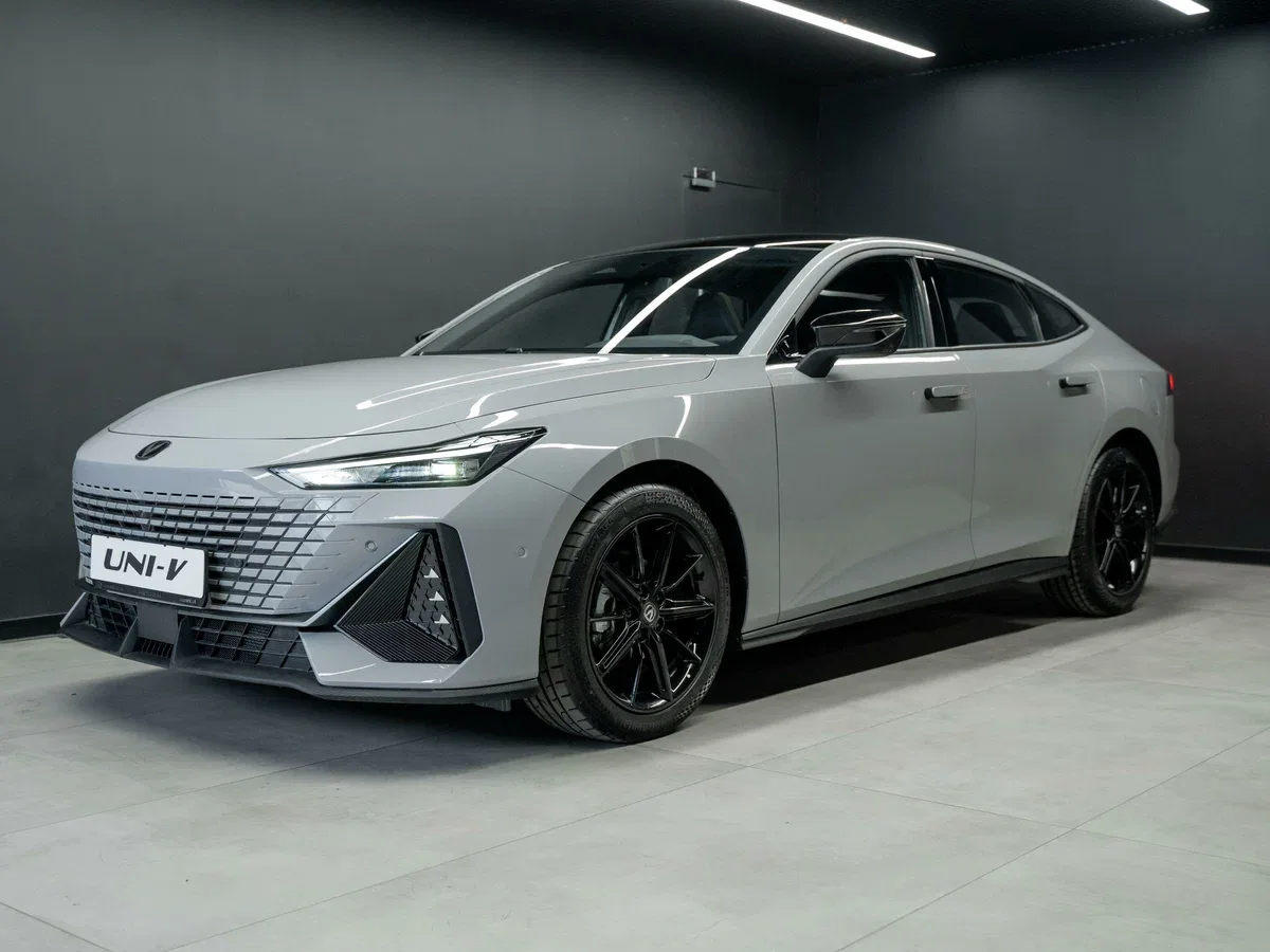 Changan UNI-V I