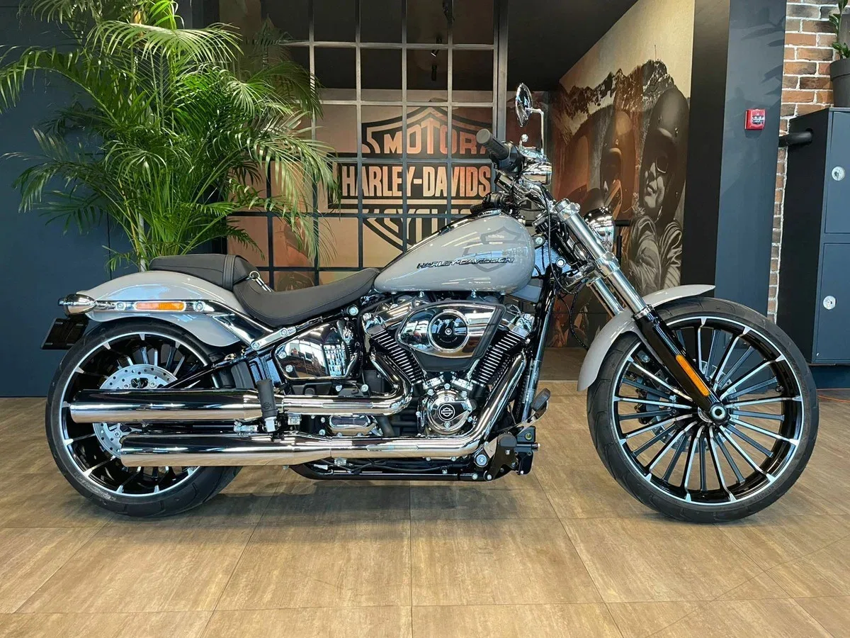 Harley-Davidson Breakout