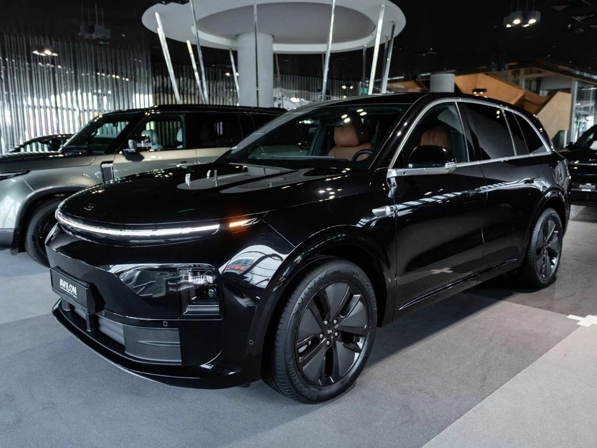 Li Auto (Lixiang) L6