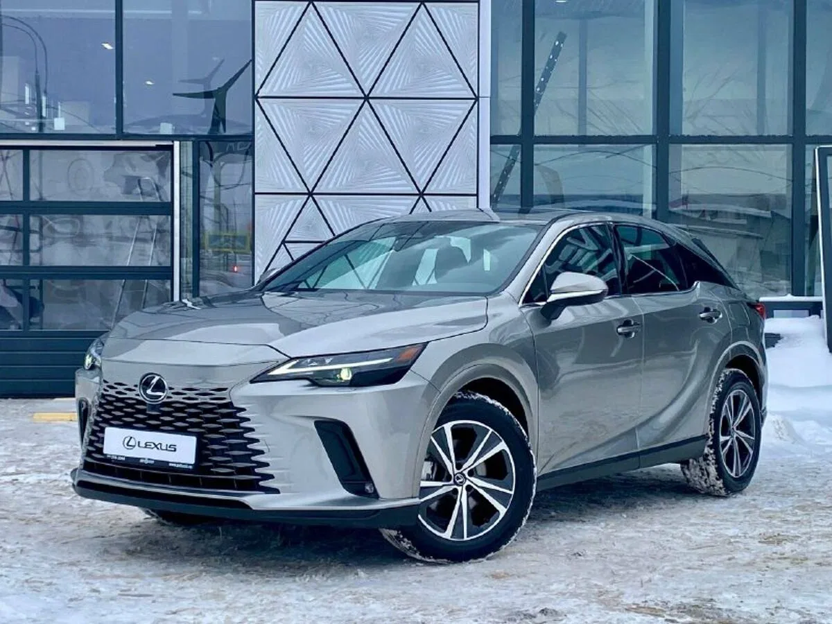 Lexus RX V