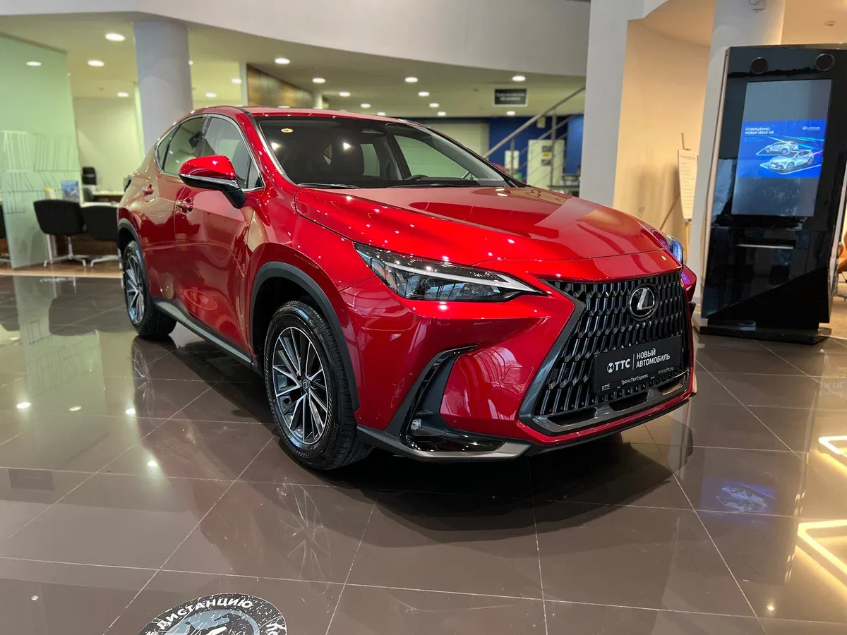 Lexus NX II