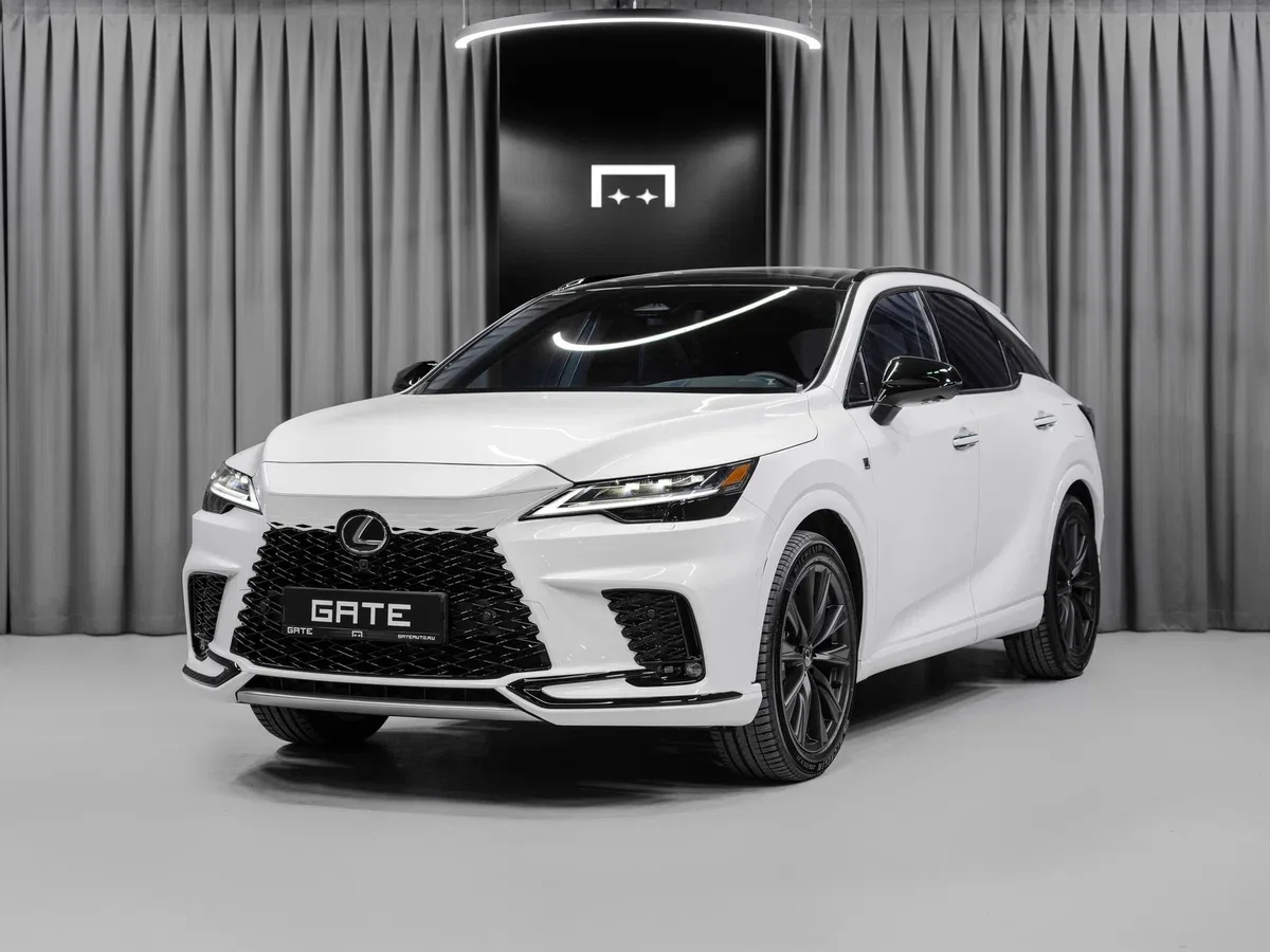 Lexus RX V