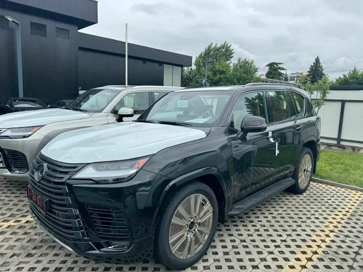Lexus LX IV