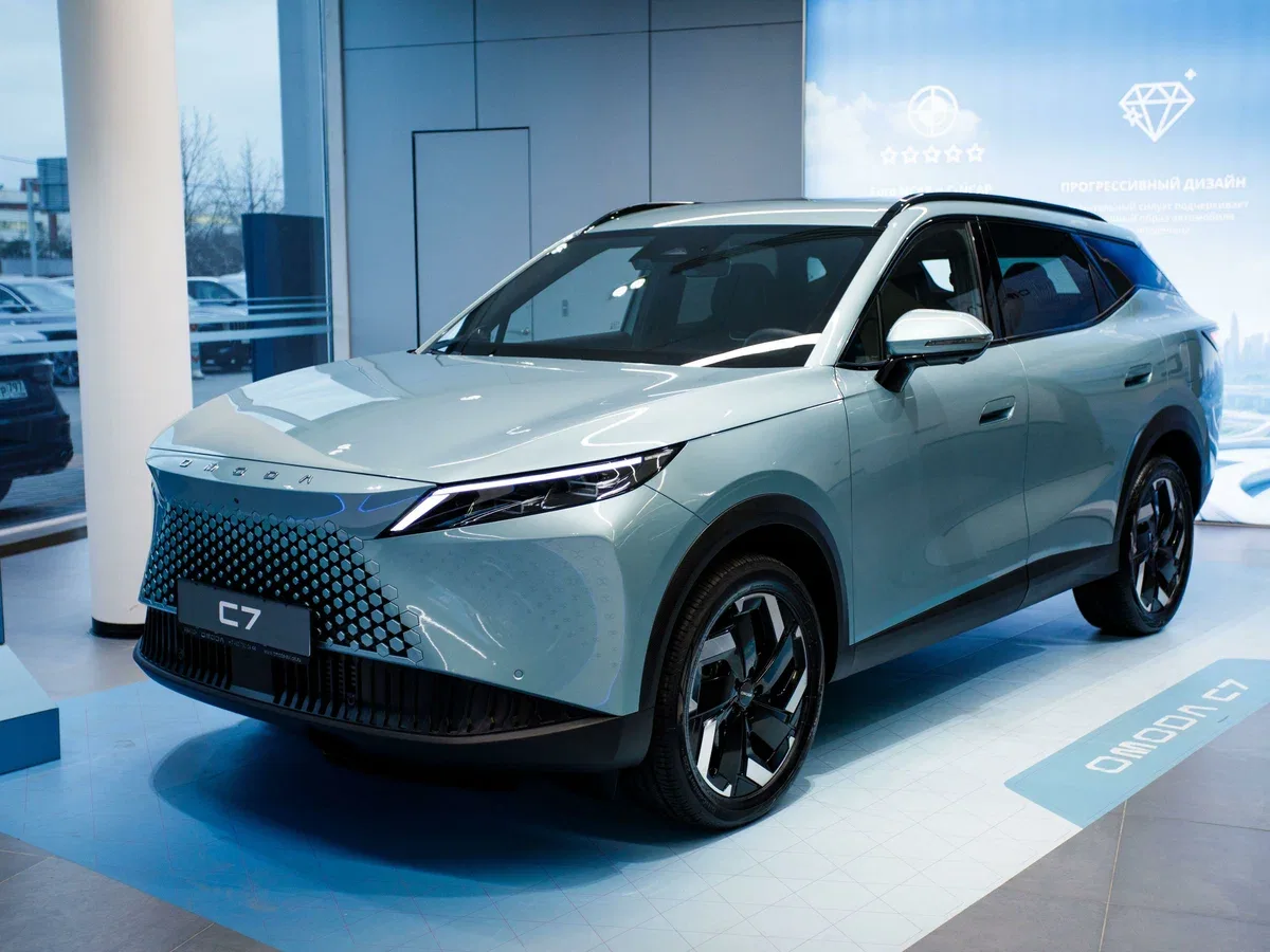 Omoda C7