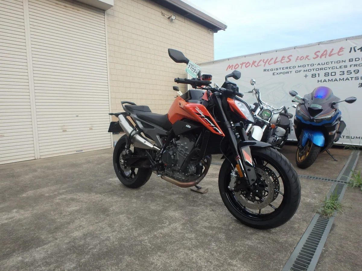 KTM AG 790 Duke