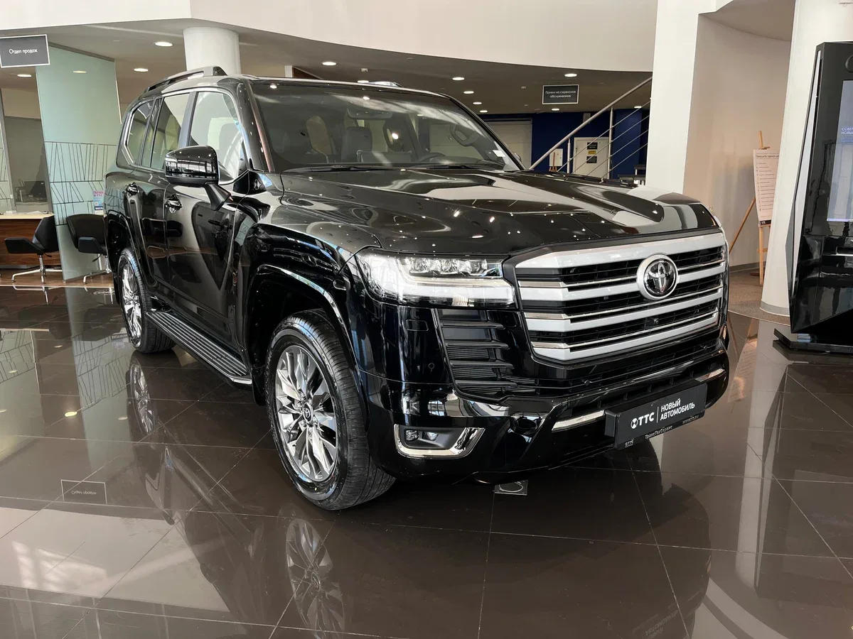Toyota Land Cruiser 300 Series