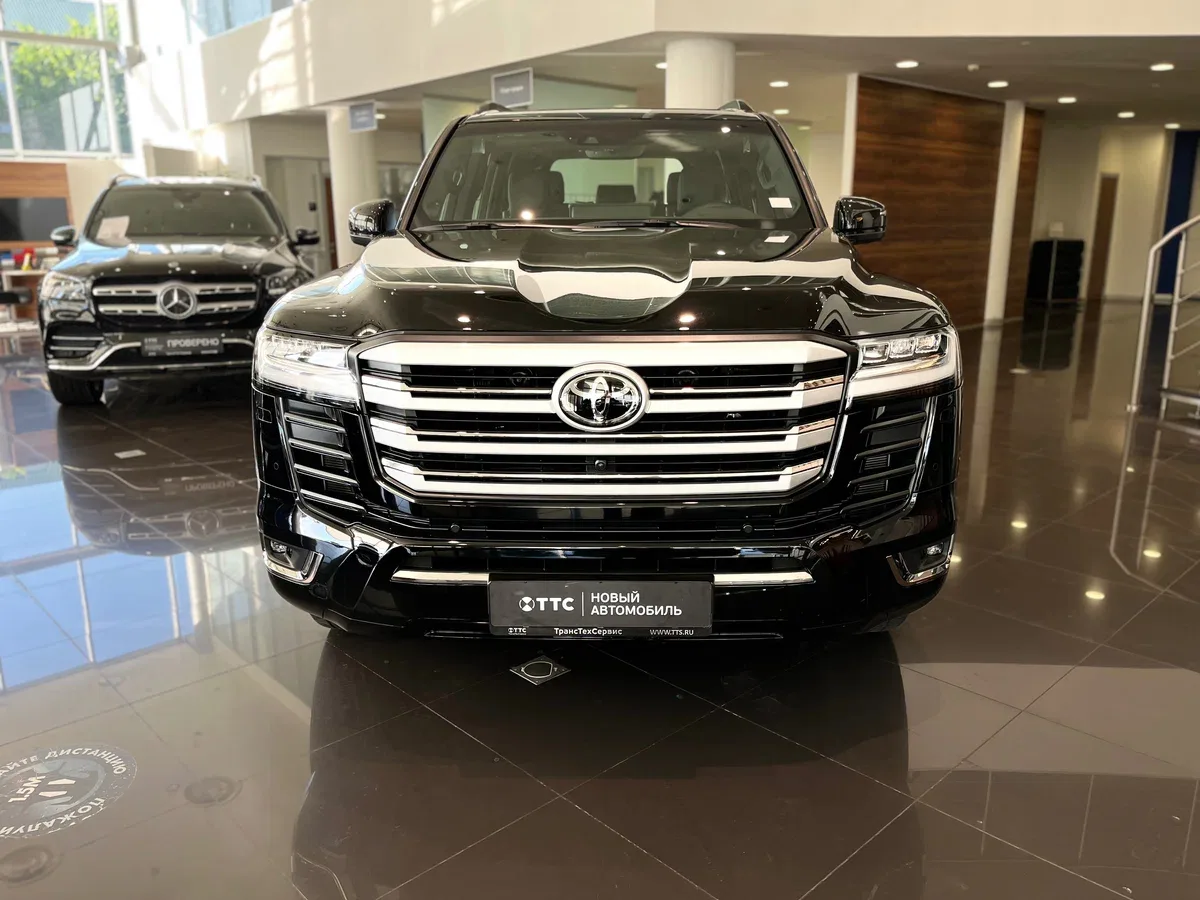 Toyota Land Cruiser 300 Series
