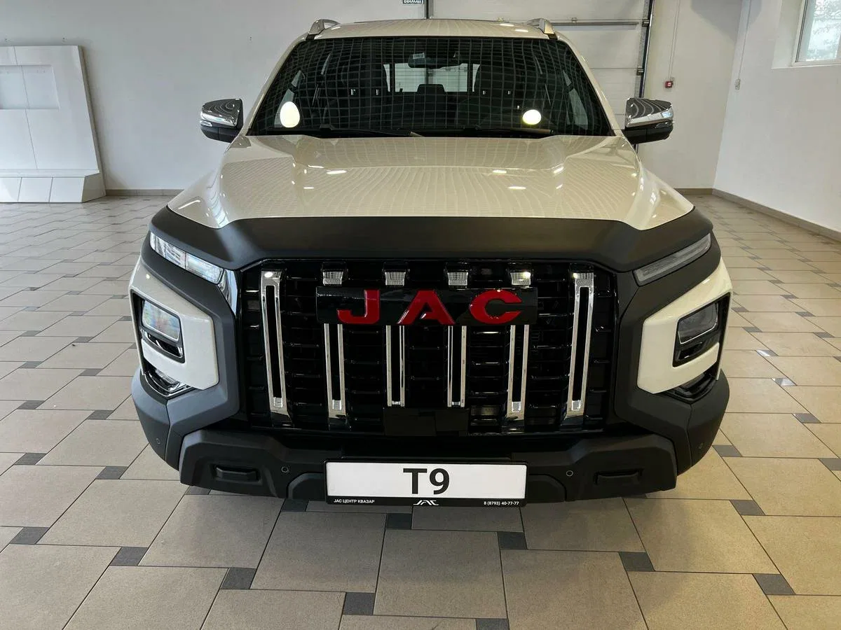 JAC T9