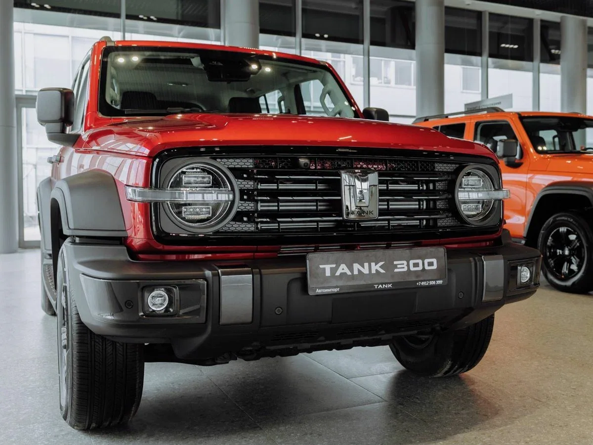Tank 300 I