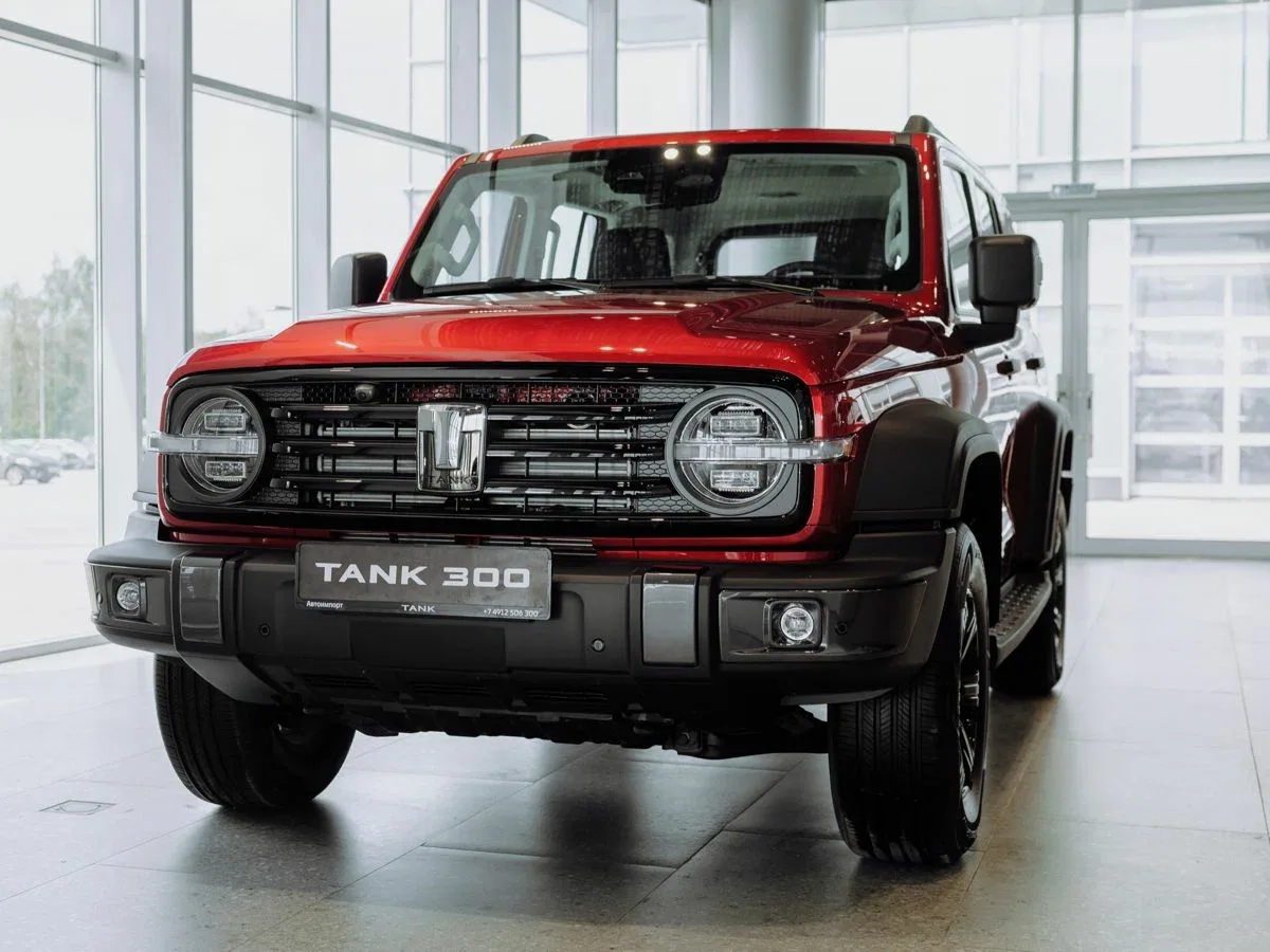 Tank 300 I