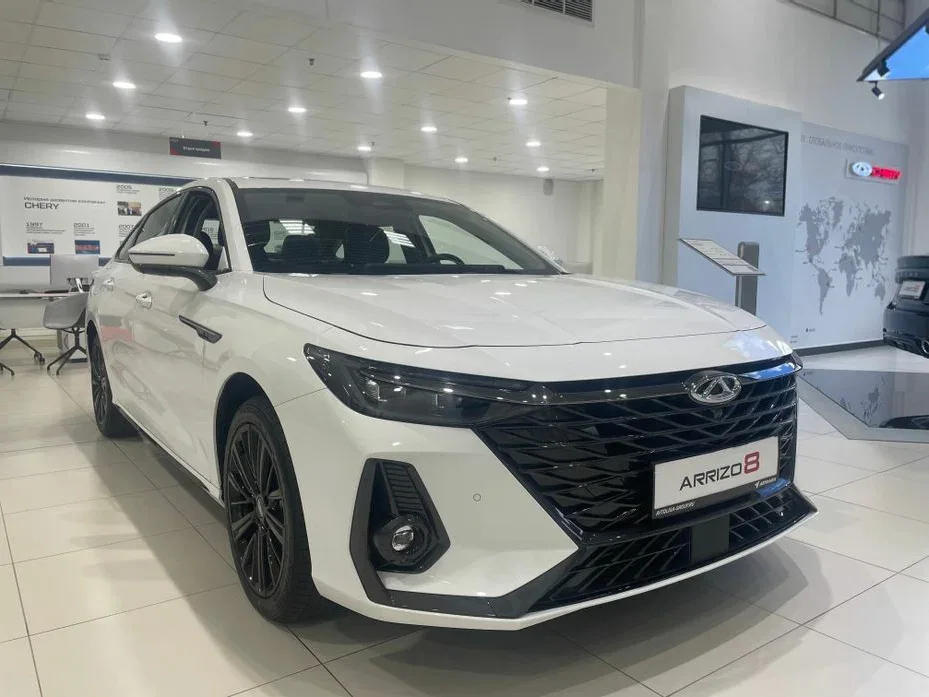 Chery Arrizo 8