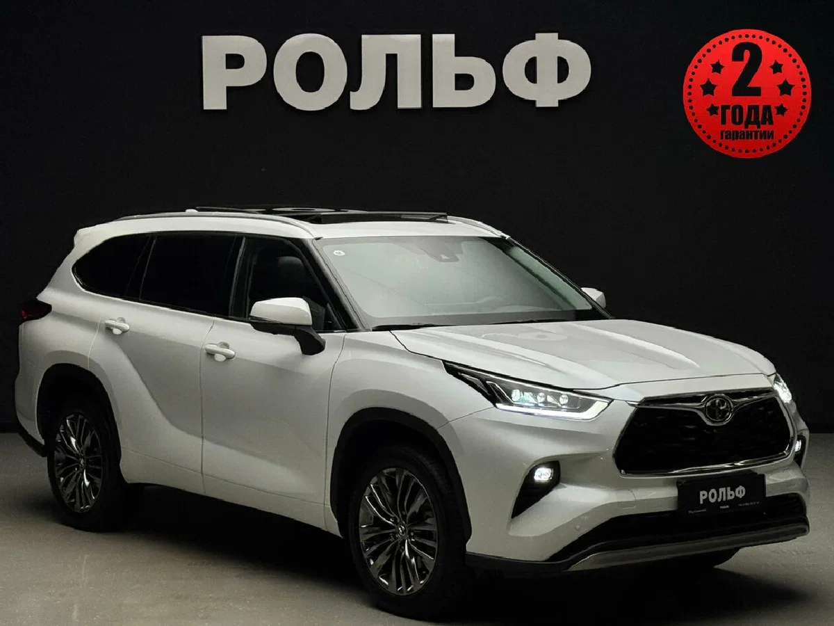 Toyota Highlander IV (U70)