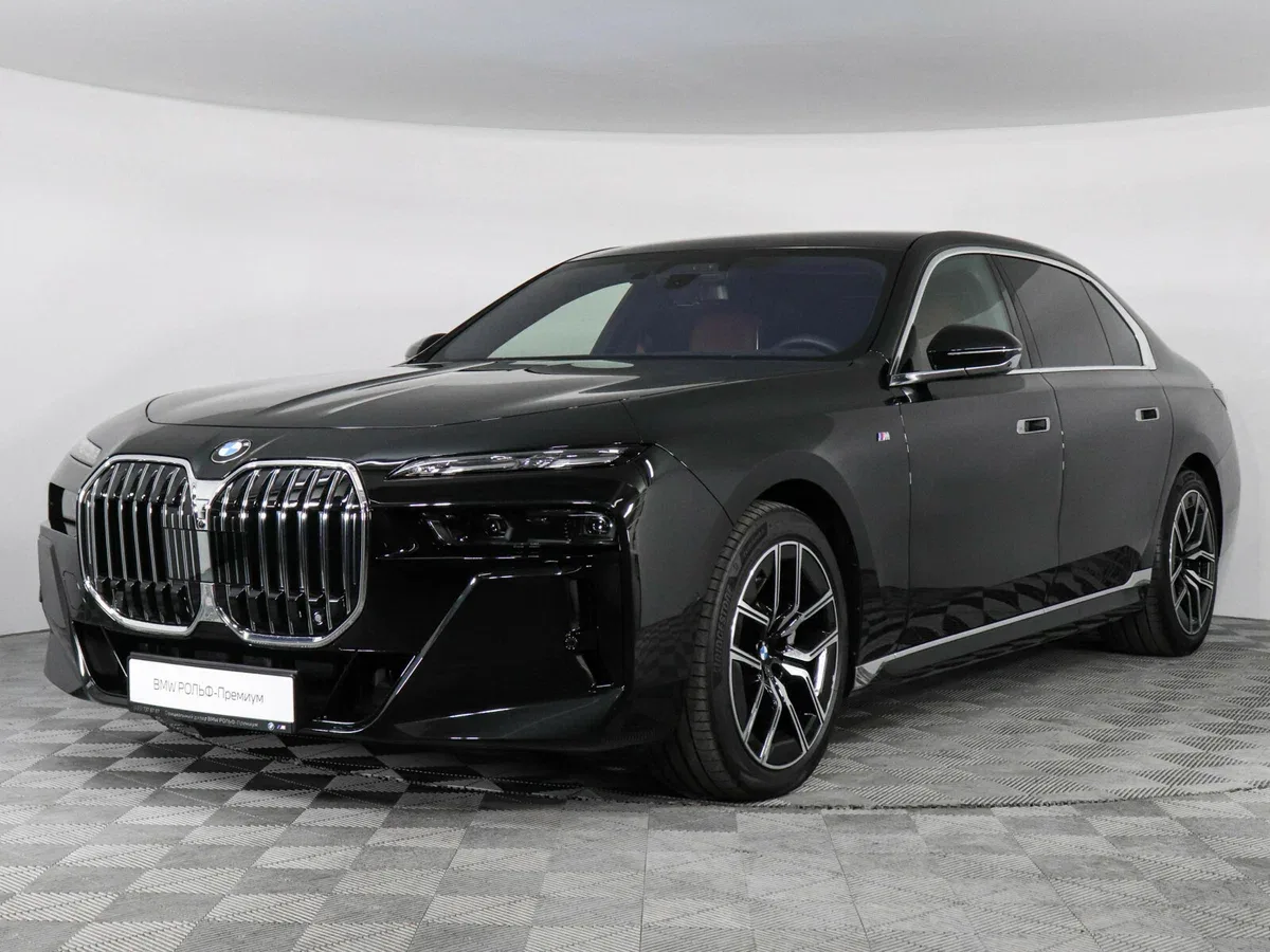 BMW 7 серии VII (G70)