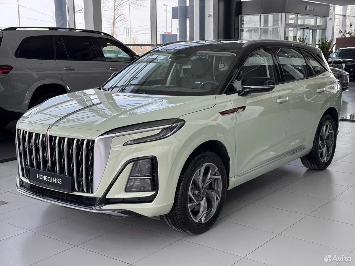 Hongqi HS3