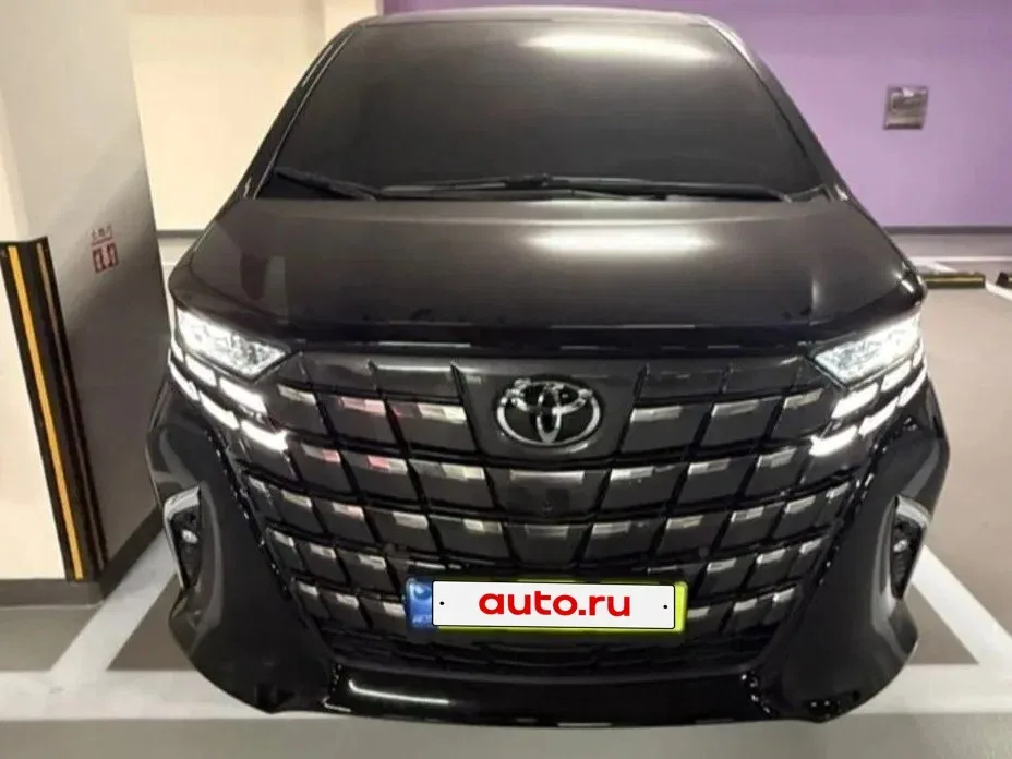 Toyota Alphard IV