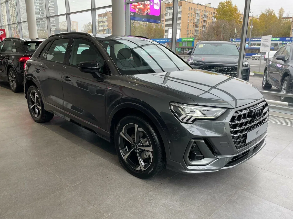 Audi Q3 II (F3)