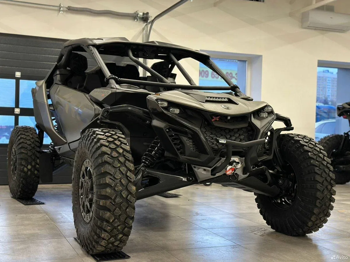 BRP Can-Am Maverick R XRS