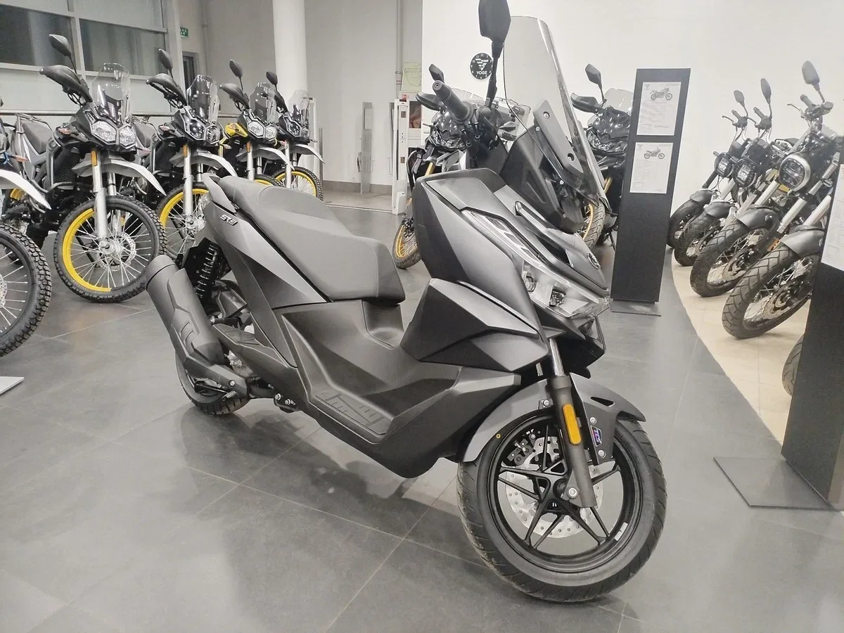 Voge SR3