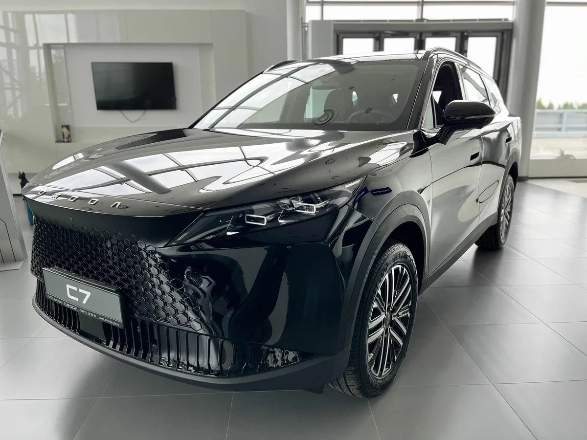 Omoda C7