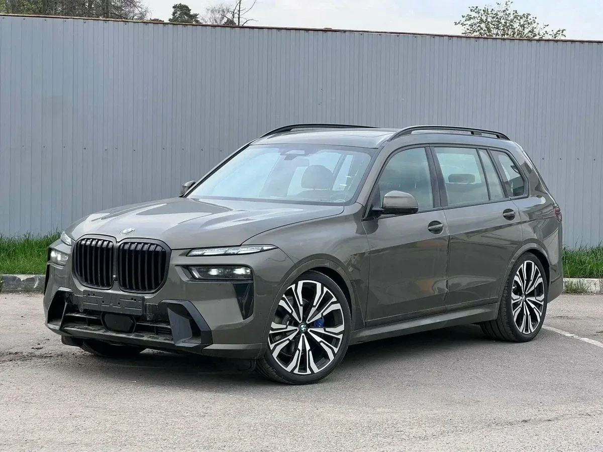 BMW X7 I (G07) Рестайлинг