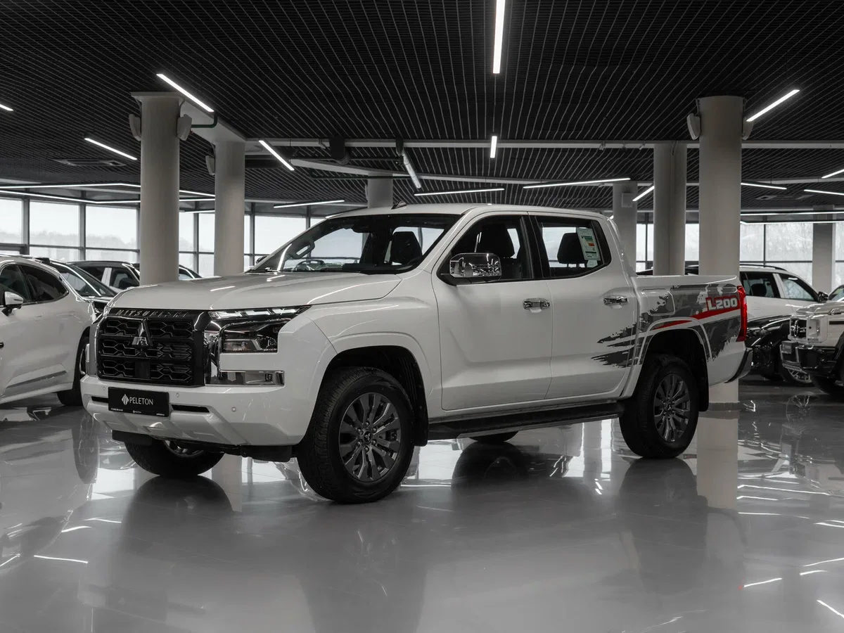 Mitsubishi L200 VI