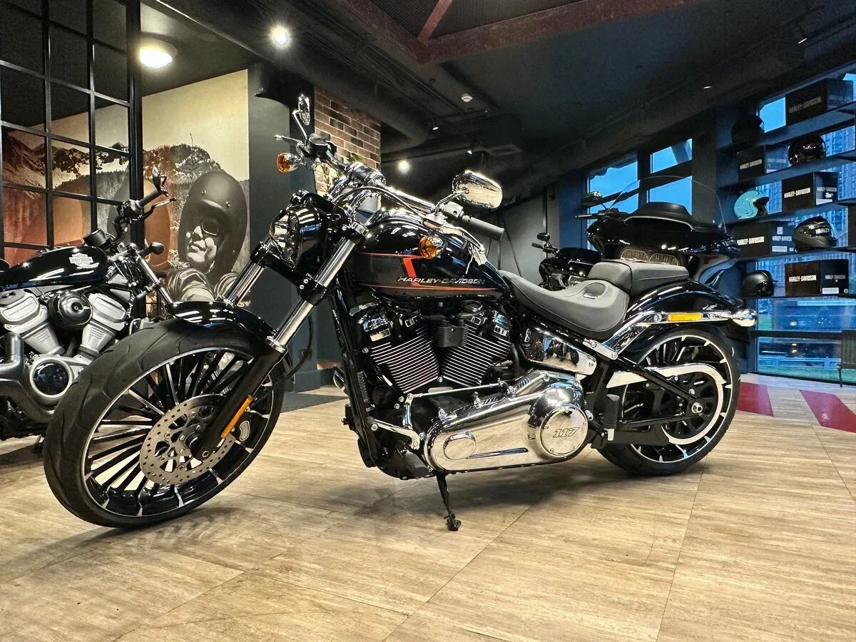 Harley-Davidson Breakout