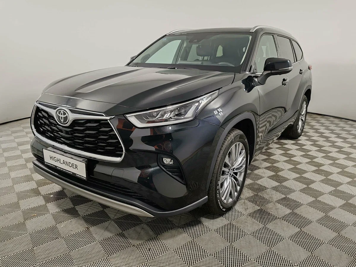 Toyota Highlander IV (U70)
