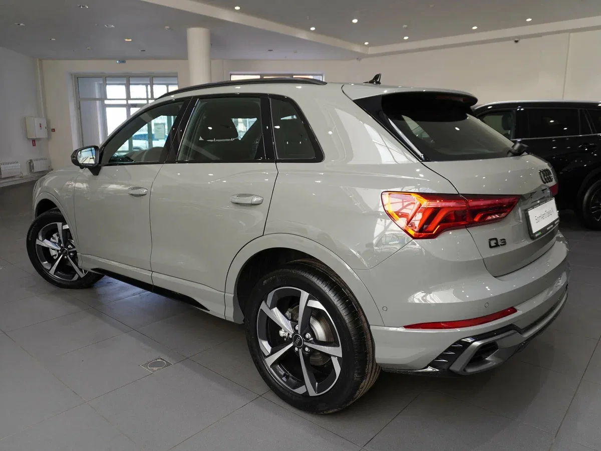 Audi Q3 II (F3)