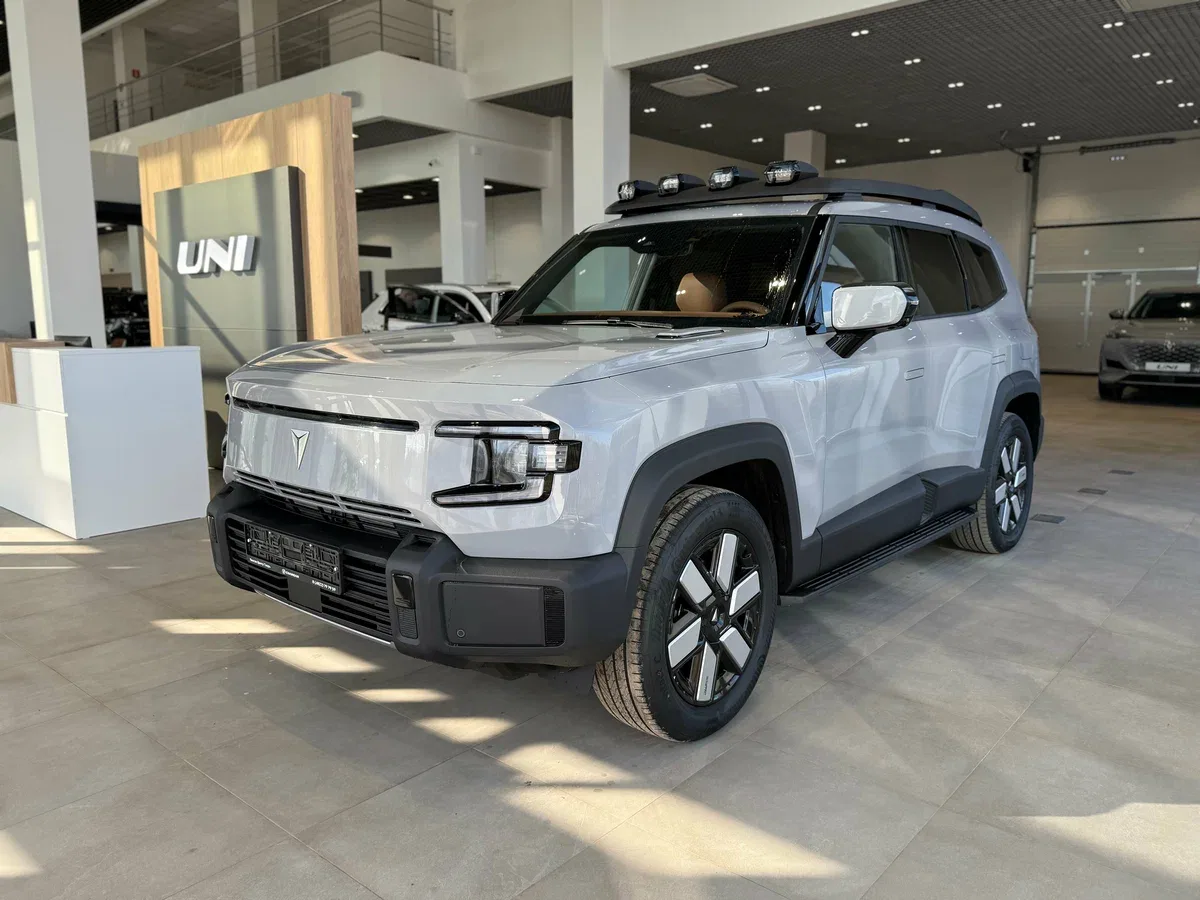 Changan Deepal G318