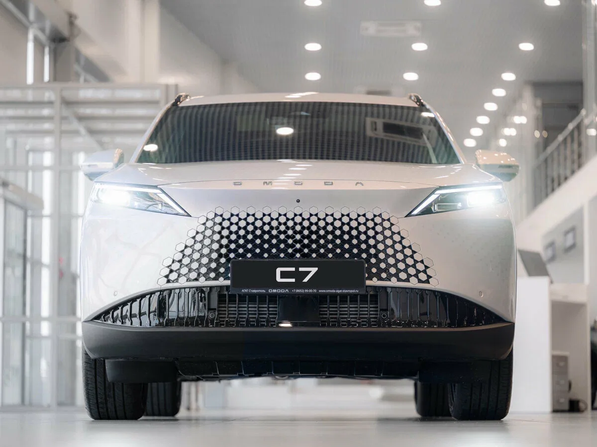 Omoda C7