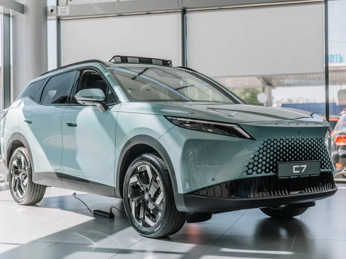 Omoda C7