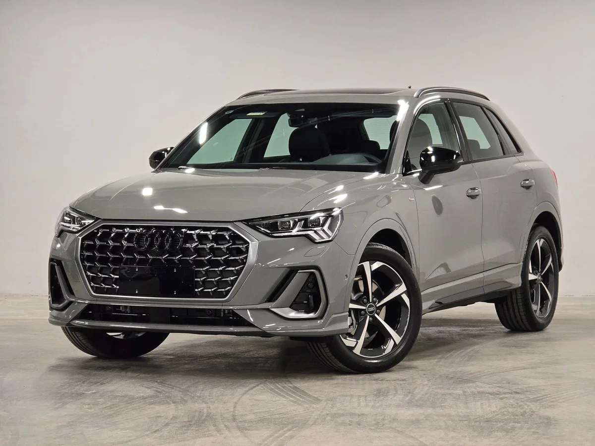 Audi Q3 II (F3)
