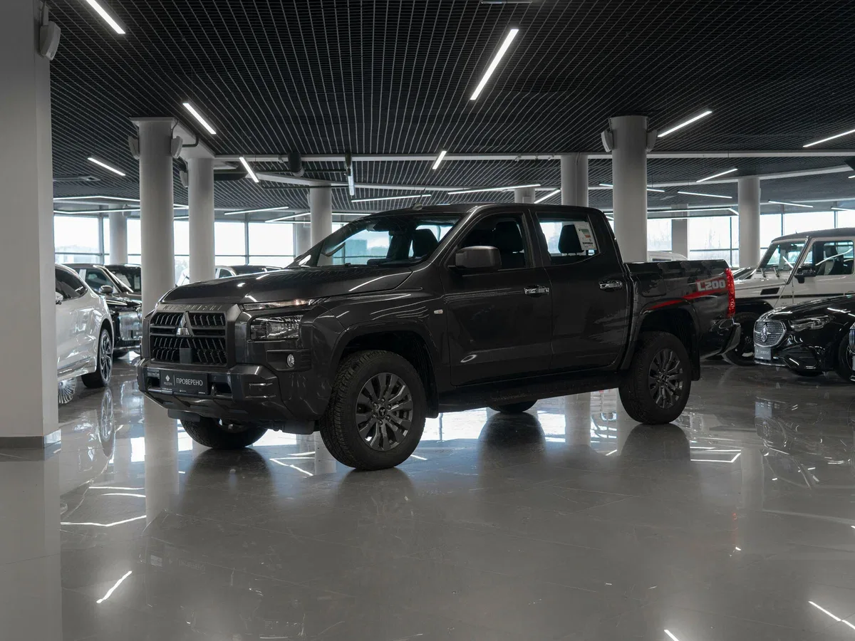 Mitsubishi L200 VI