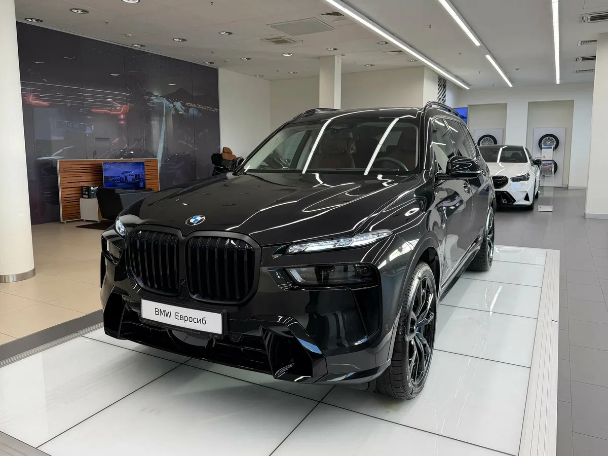 BMW X7 I (G07) Рестайлинг