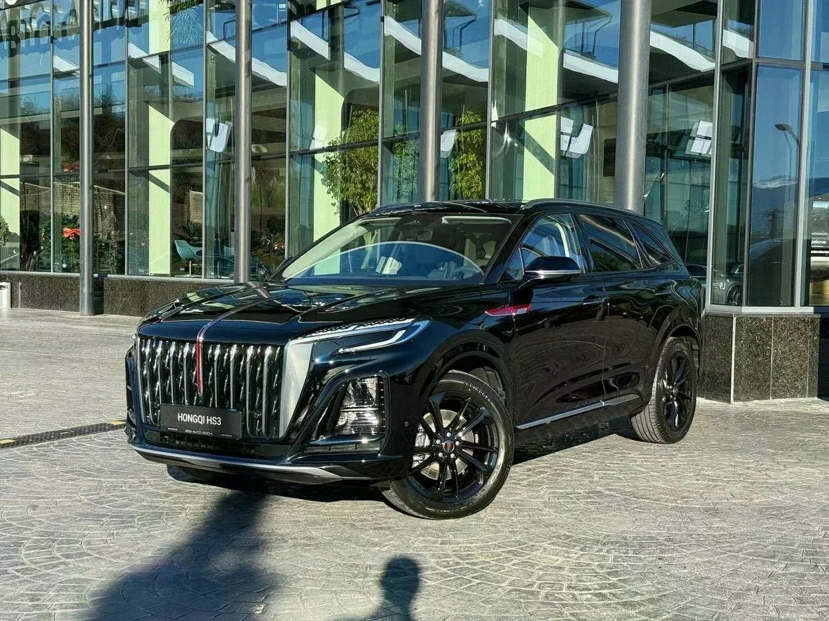 Hongqi HS3