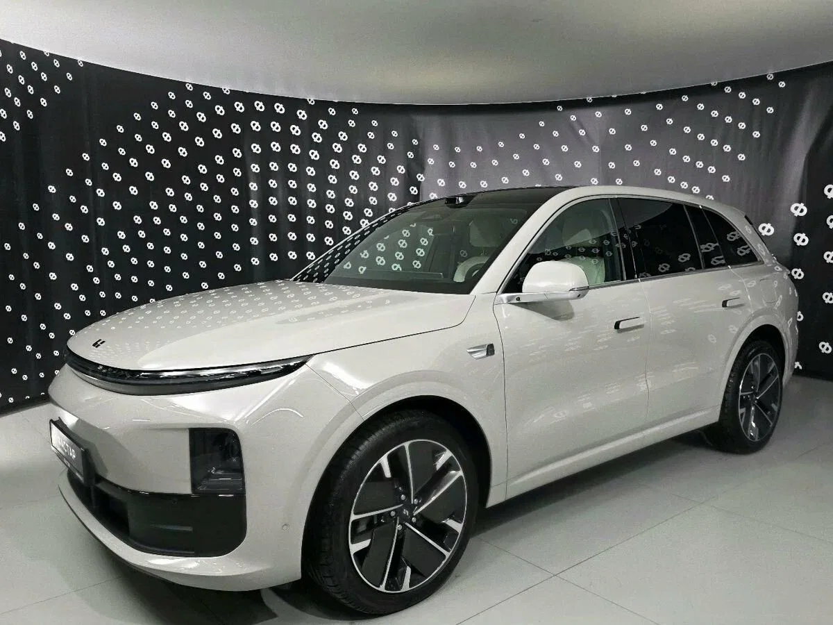 Li Auto (Lixiang) L6