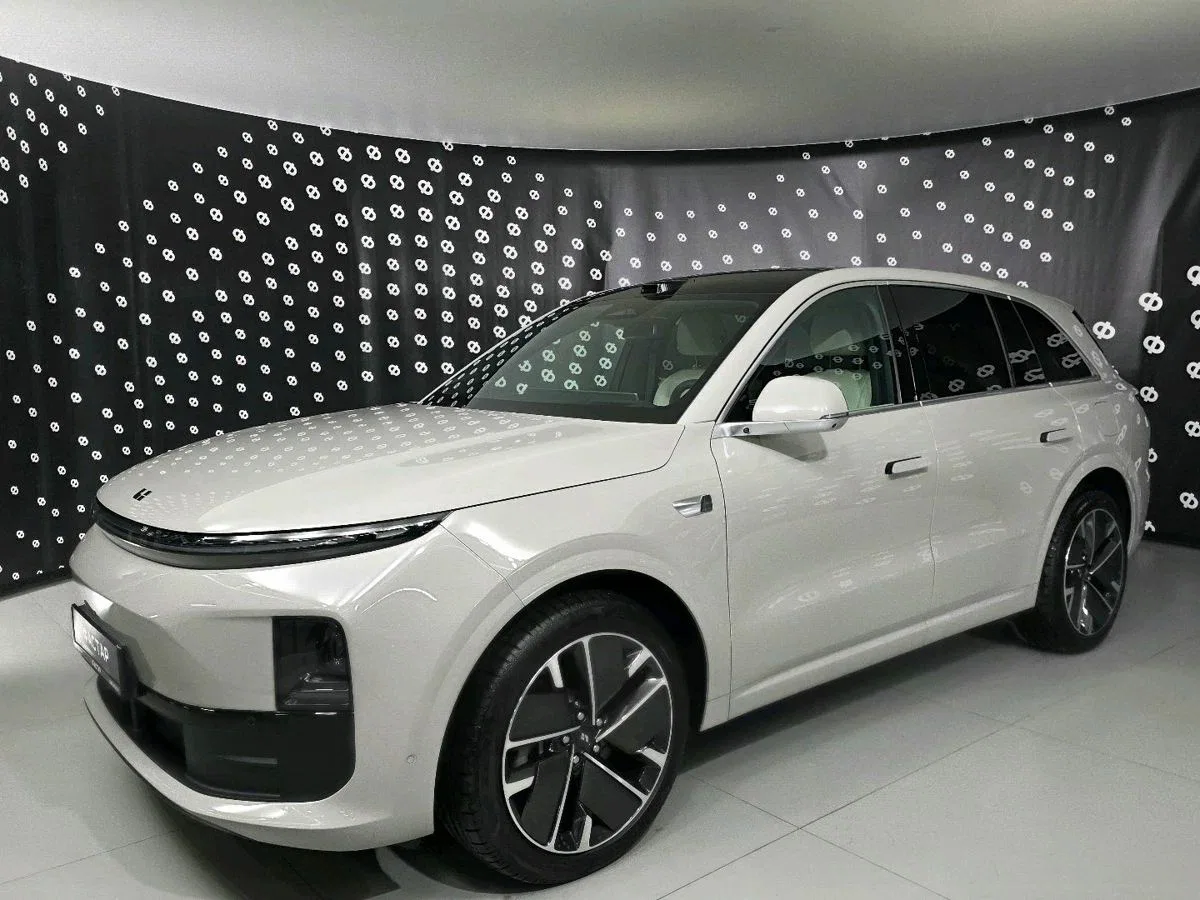 Li Auto (Lixiang) L6