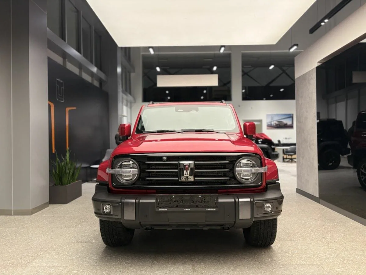 Tank 300 I