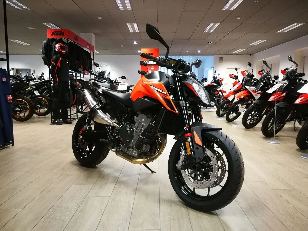 KTM AG 790 Duke