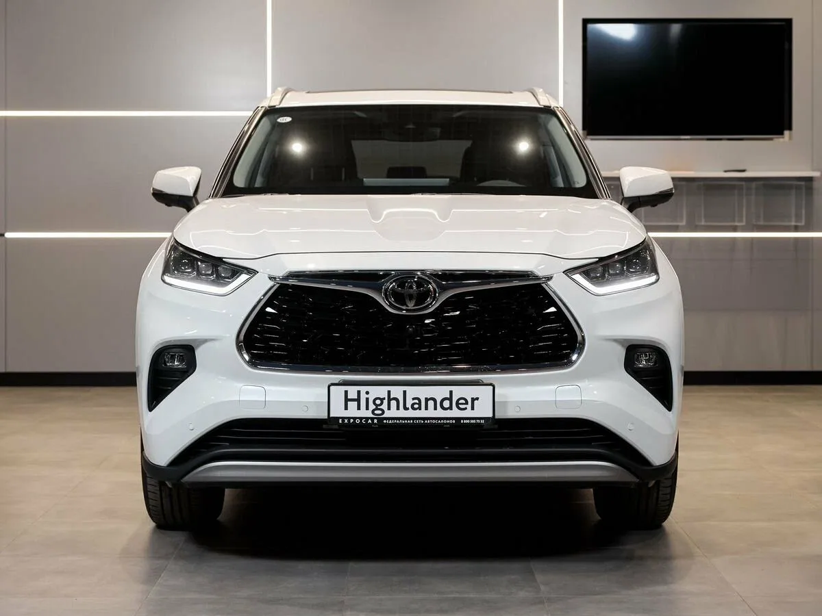 Toyota Highlander IV (U70)
