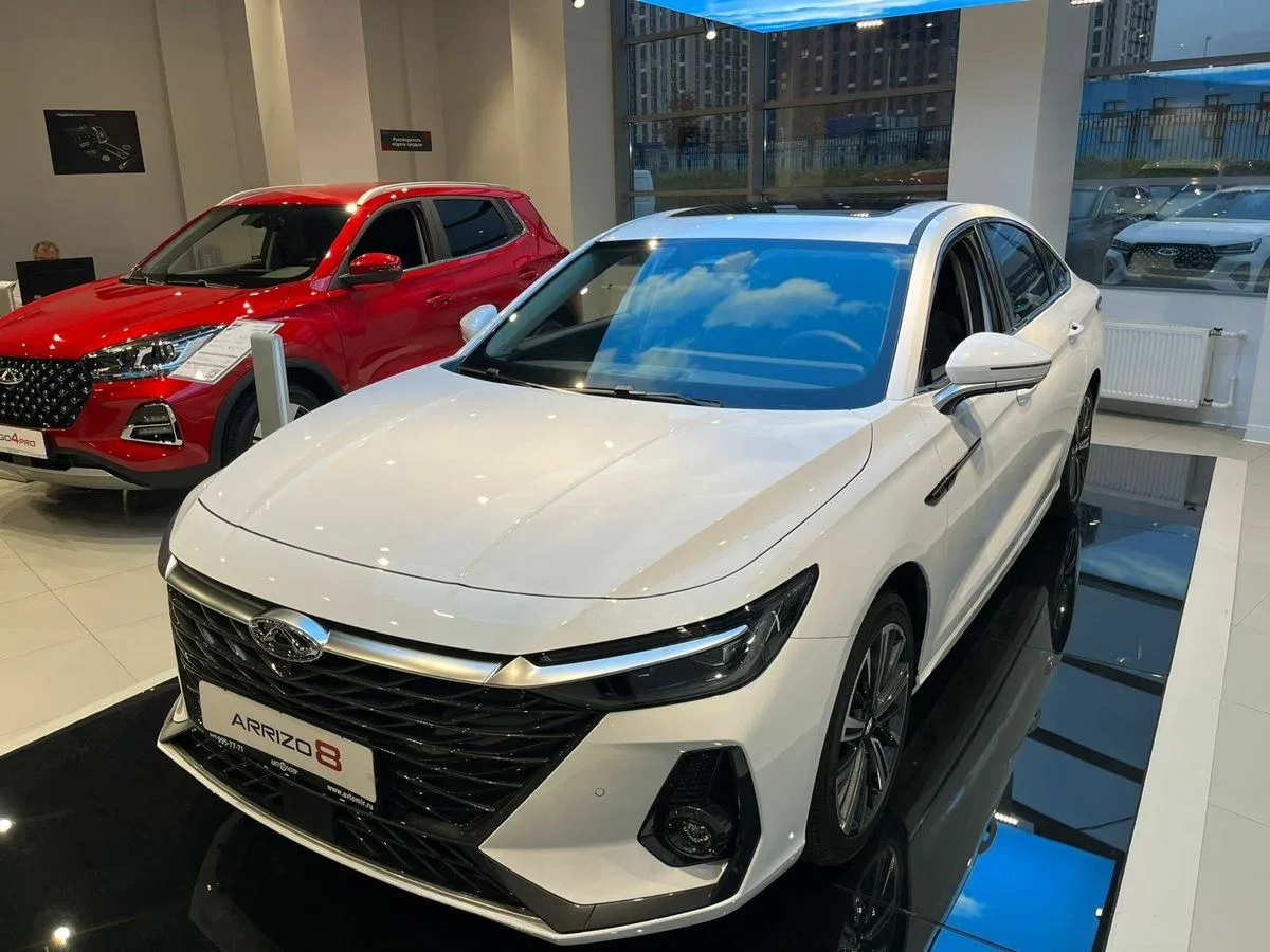 Chery Arrizo 8