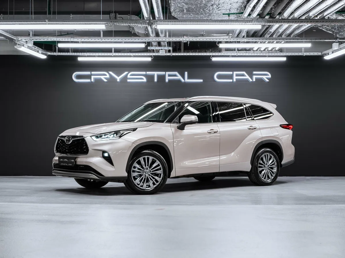 Toyota Highlander IV (U70)